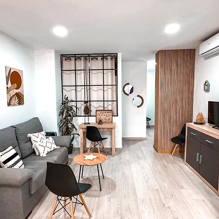 A&M Apartamento En Nervion Севілья Екстер'єр фото