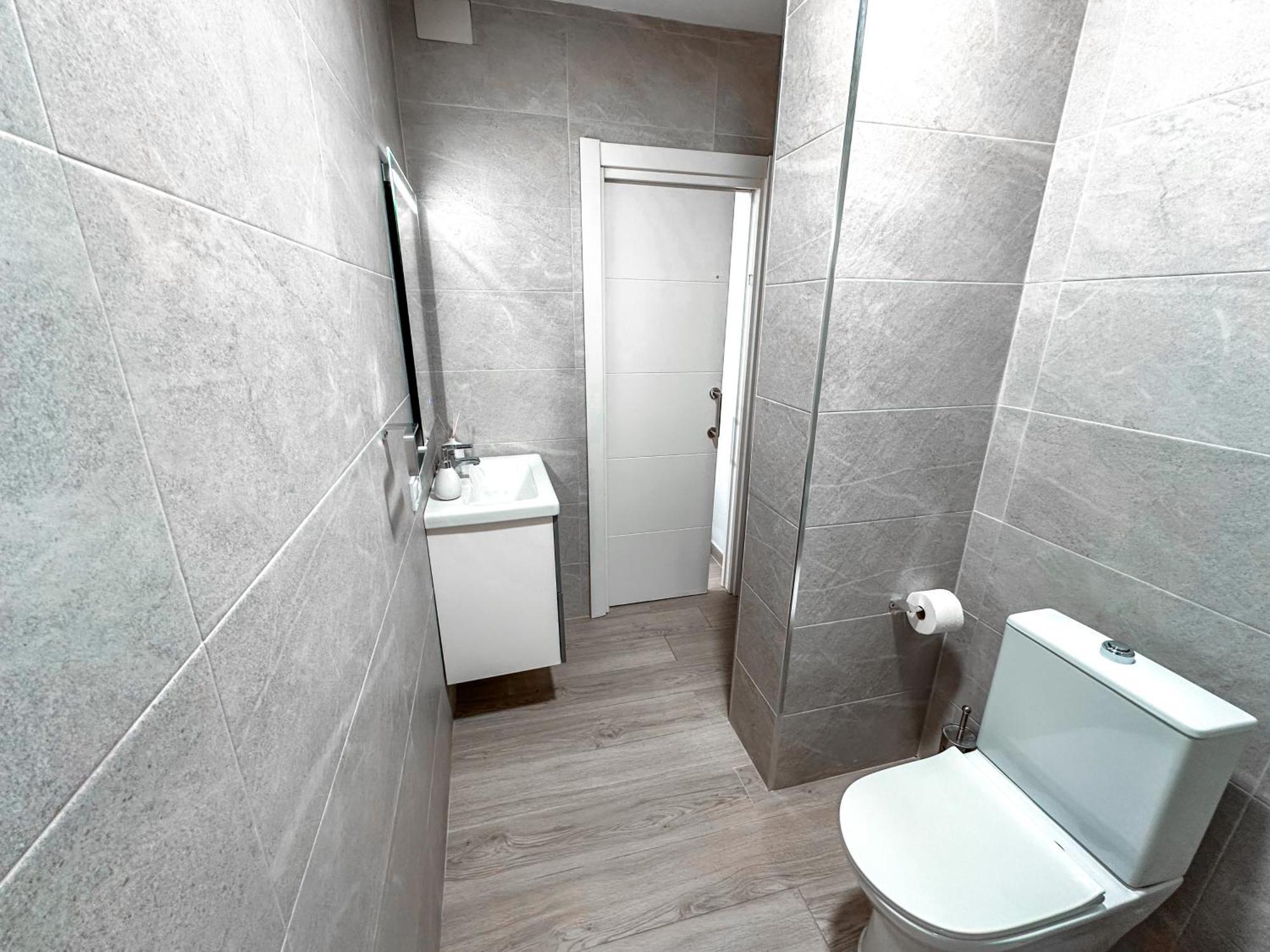 A&M Apartamento En Nervion Севілья Екстер'єр фото