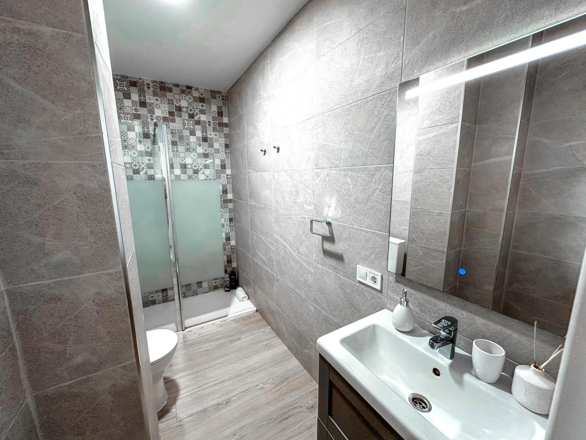 A&M Apartamento En Nervion Севілья Екстер'єр фото