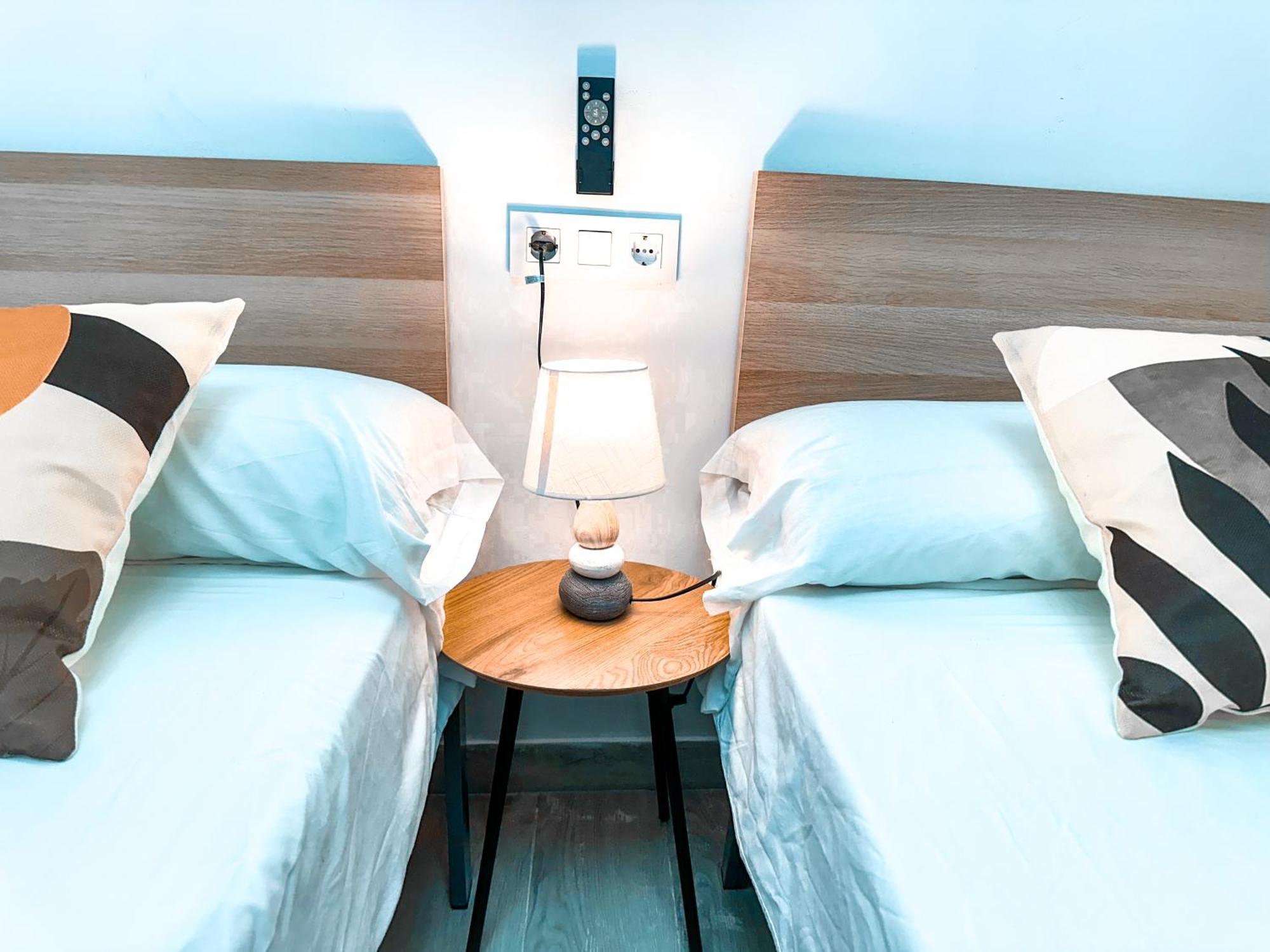 A&M Apartamento En Nervion Севілья Екстер'єр фото